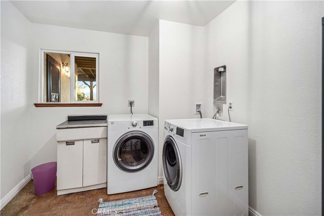 8556 W Avenue E8, Lancaster, CA 93536