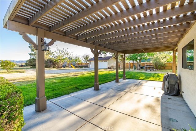 8556 W Avenue E8, Lancaster, CA 93536