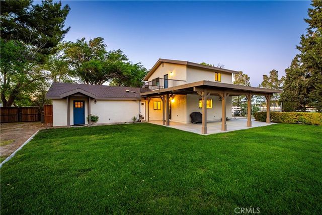 8556 W Avenue E8, Lancaster, CA 93536