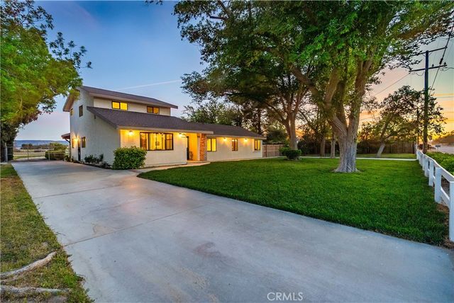 8556 W Avenue E8, Lancaster, CA 93536