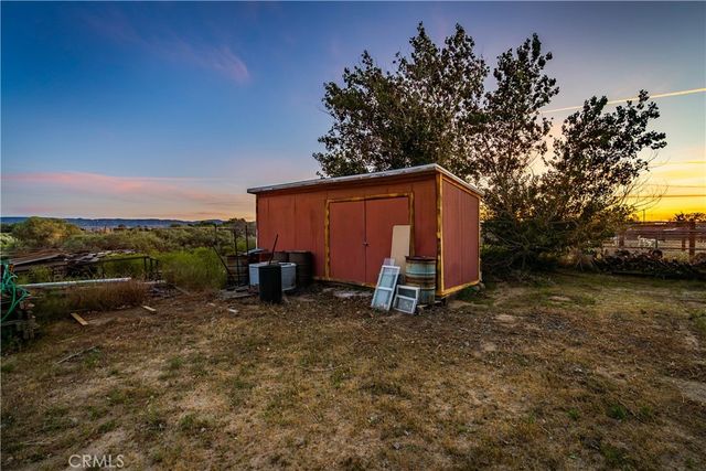 8556 W Avenue E8, Lancaster, CA 93536