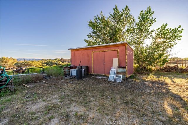 8556 W Avenue E8, Lancaster, CA 93536