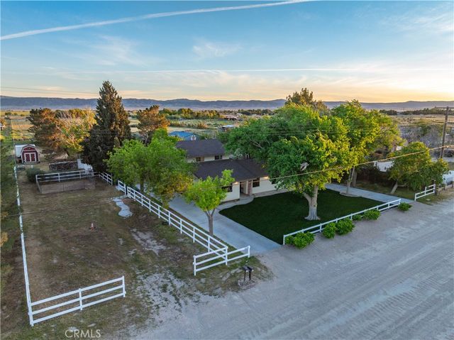 8556 W Avenue E8, Lancaster, CA 93536