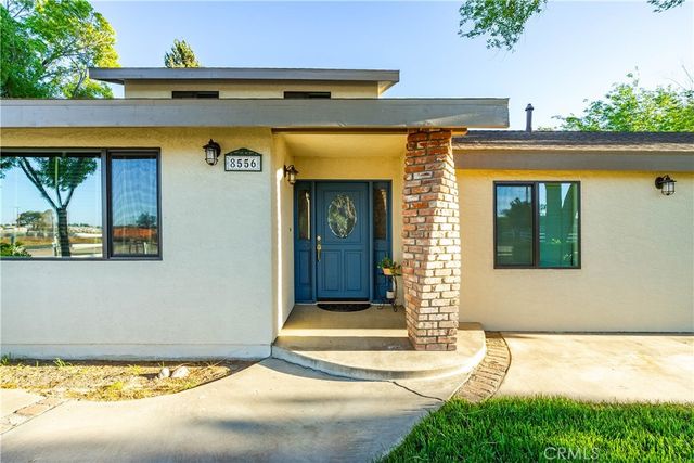 8556 W Avenue E8, Lancaster, CA 93536