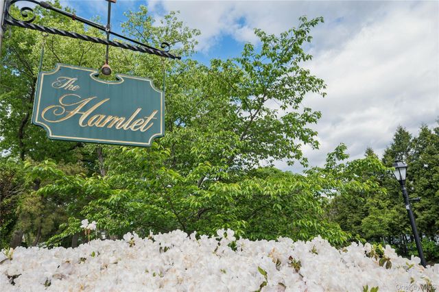 23 The Hamlet, Pelham, NY 10803