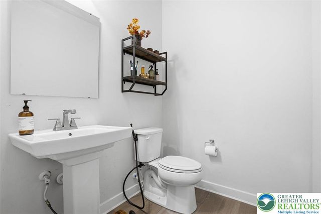 6461 Scenic View Drive, Lower Macungie Twp, PA 18062