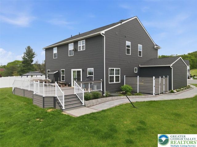 6461 Scenic View Drive, Lower Macungie Twp, PA 18062