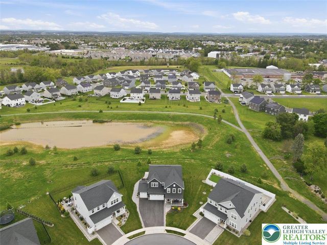 6461 Scenic View Drive, Lower Macungie Twp, PA 18062