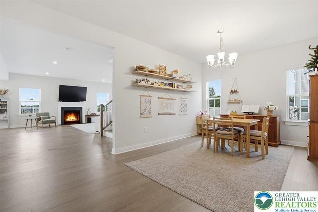 6461 Scenic View Drive, Lower Macungie Twp, PA 18062