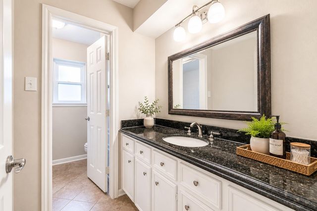 1003 Honey Hill Drive, Houston, TX 77077