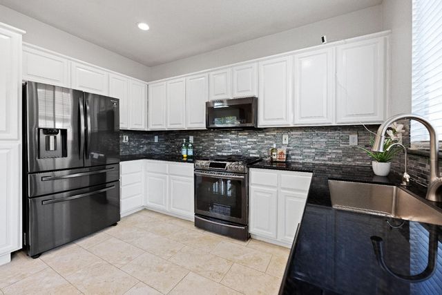 5533 Brook Falls Ct, Stockton, CA 95219