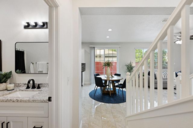 5533 Brook Falls Ct, Stockton, CA 95219