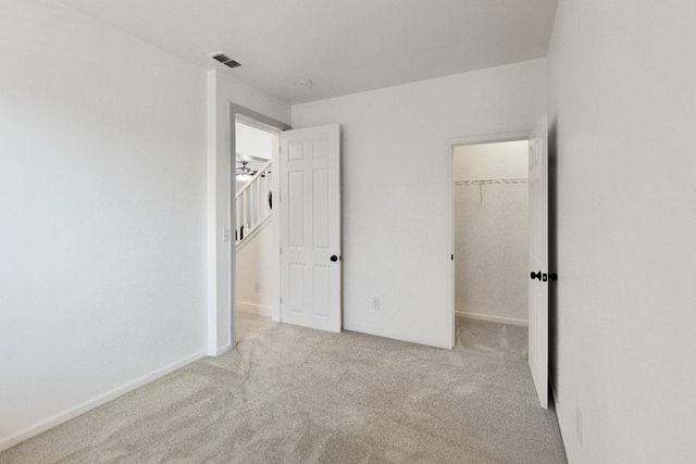 5533 Brook Falls Ct, Stockton, CA 95219