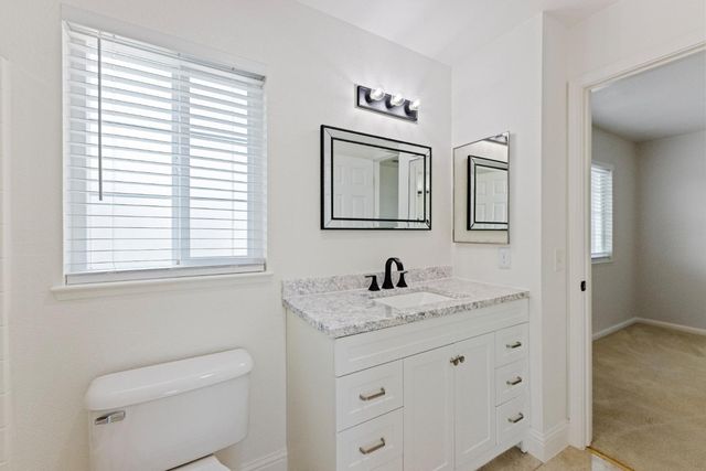 5533 Brook Falls Ct, Stockton, CA 95219