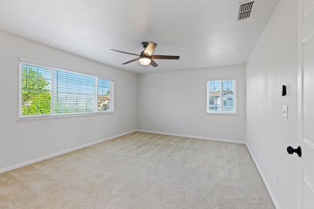 5533 Brook Falls Ct, Stockton, CA 95219