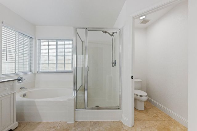 5533 Brook Falls Ct, Stockton, CA 95219