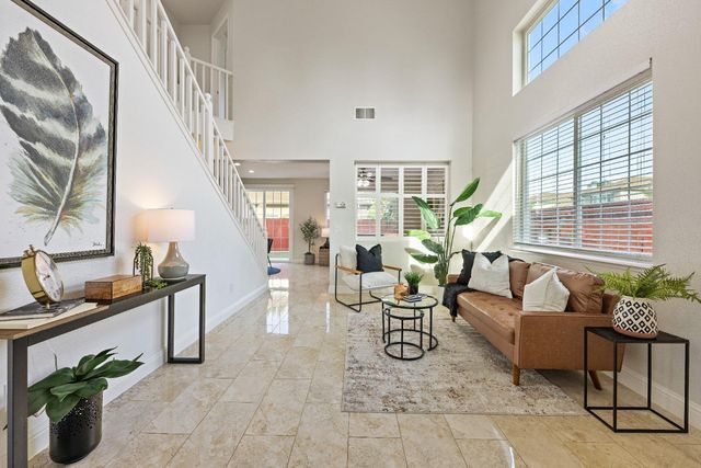 5533 Brook Falls Ct, Stockton, CA 95219