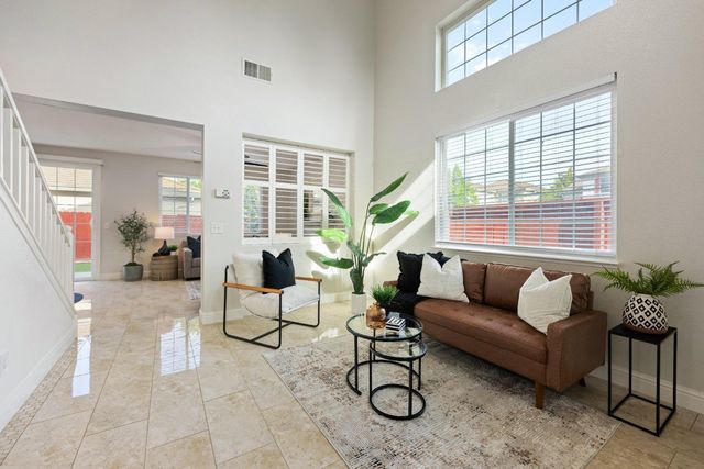 5533 Brook Falls Ct, Stockton, CA 95219