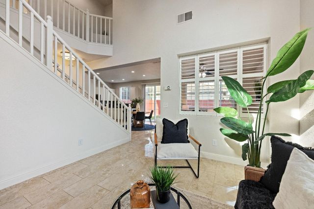 5533 Brook Falls Ct, Stockton, CA 95219