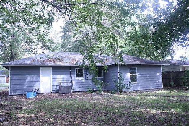 5818 Westover Street, Houston, TX 77033