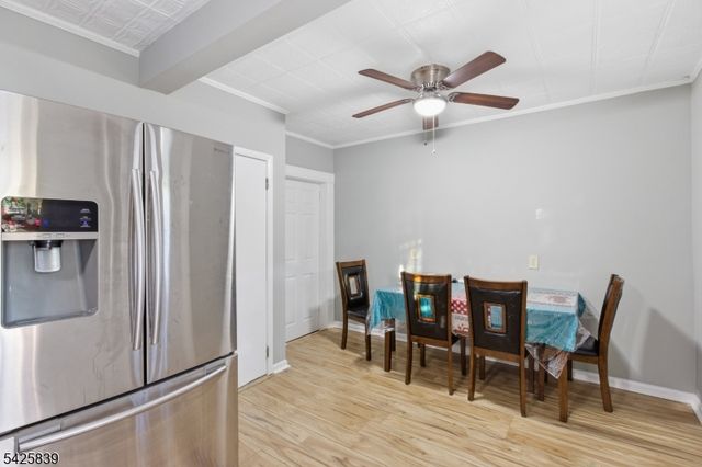 83 Hamilton St, East Orange City, NJ 07017