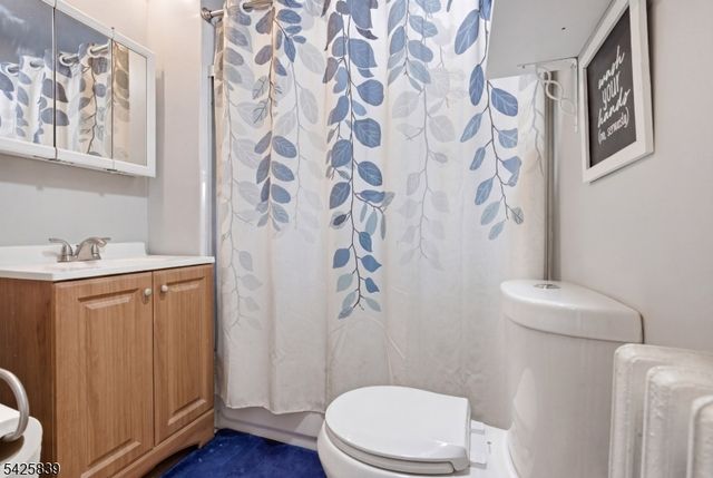 83 Hamilton St, East Orange City, NJ 07017