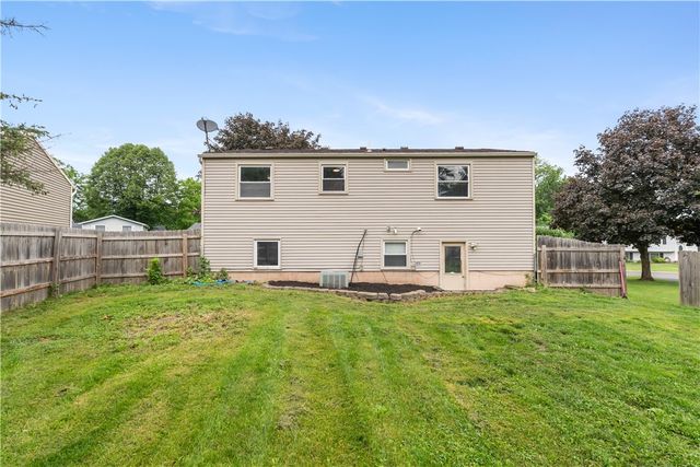 1533 Elderberry Circle, Walworth, NY 14568