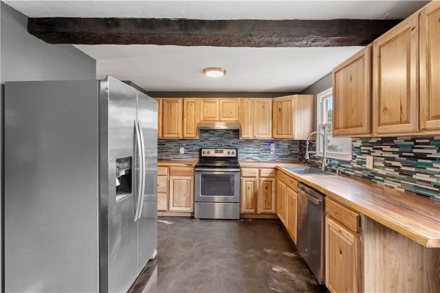 1533 Elderberry Circle, Walworth, NY 14568