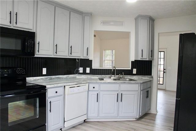 453 Fermwood Circle, Statham, GA 30666