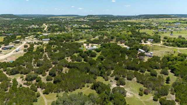 1202 Twin Mountain RD, Copperas Cove, TX 76522