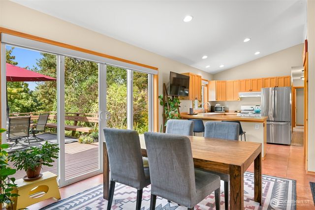 2412 W North Street, Bellingham, WA 98225