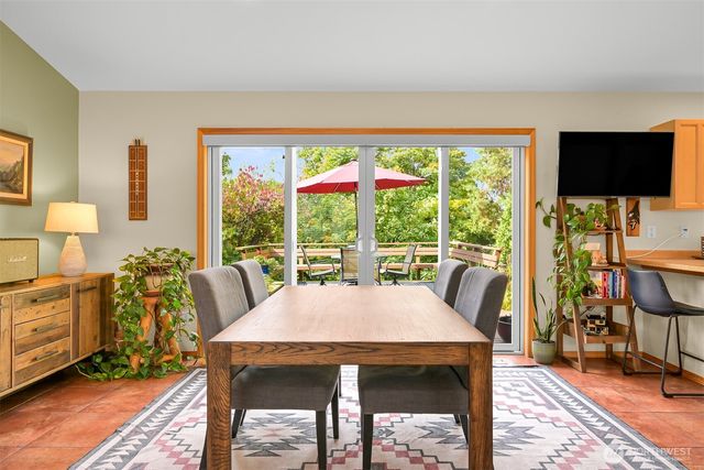 2412 W North Street, Bellingham, WA 98225