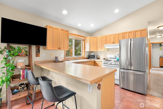 2412 W North Street, Bellingham, WA 98225
