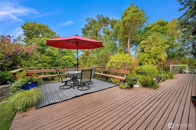 2412 W North Street, Bellingham, WA 98225