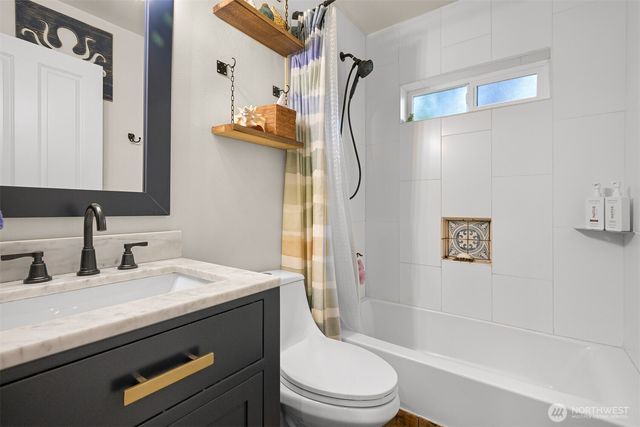 2412 W North Street, Bellingham, WA 98225