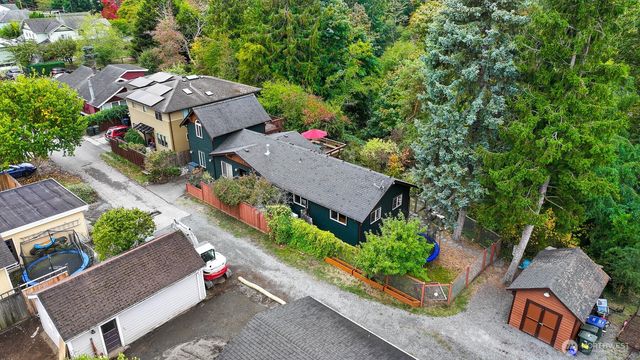 2412 W North Street, Bellingham, WA 98225