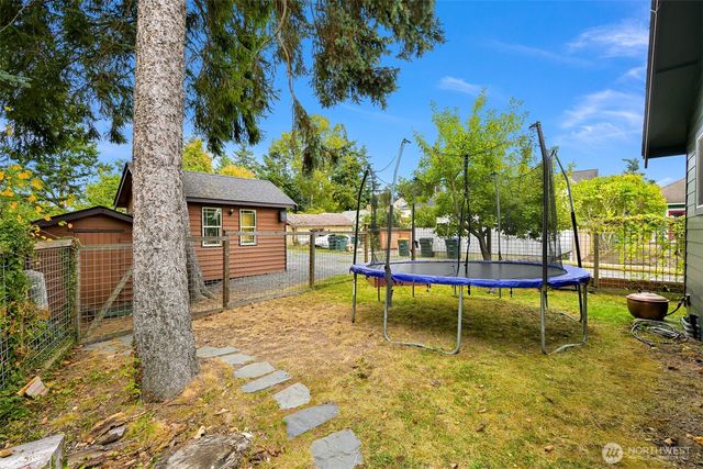 2412 W North Street, Bellingham, WA 98225