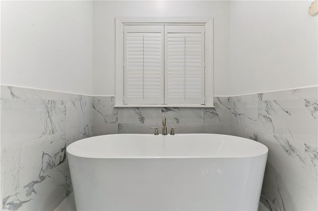 107 Biltmore Street, St Simons Island, GA 31522