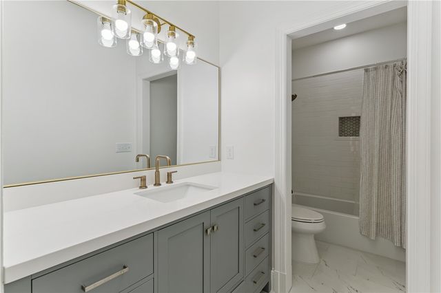 107 Biltmore Street, St Simons Island, GA 31522