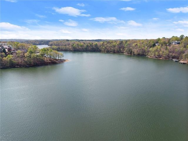 2527 Thompson Ovlk, Gainesville, GA 30506