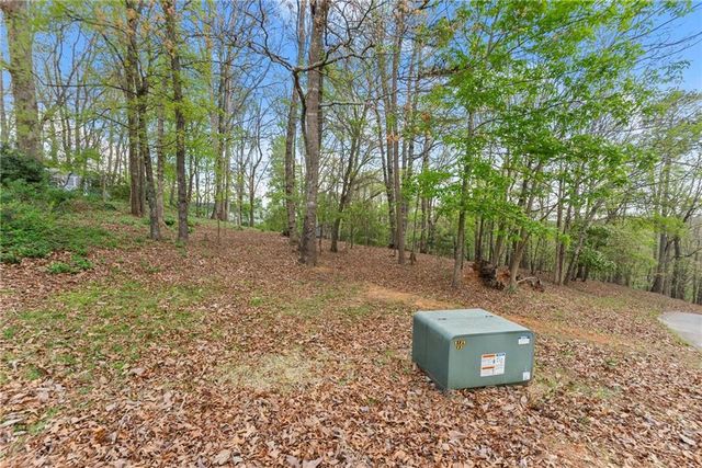 2527 Thompson Ovlk, Gainesville, GA 30506