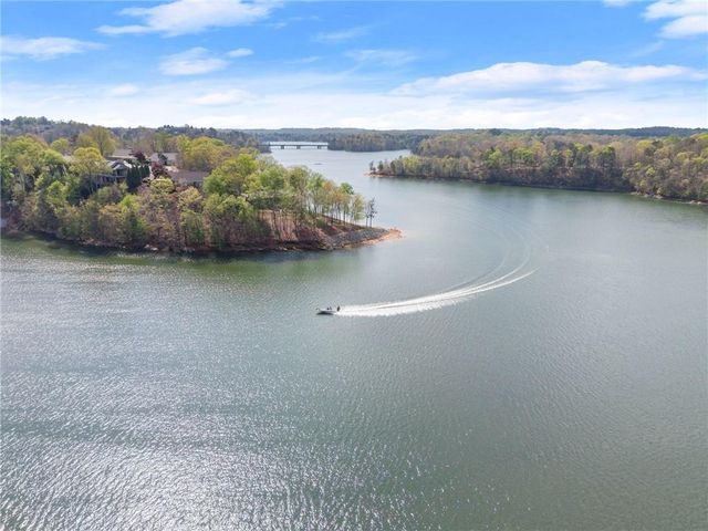 2527 Thompson Ovlk, Gainesville, GA 30506