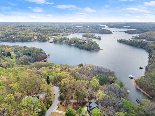 2527 Thompson Ovlk, Gainesville, GA 30506