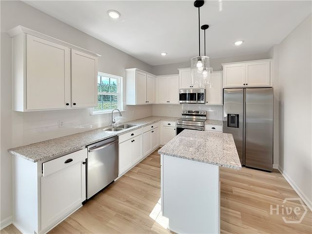 685 Deer Meadow Way SE, Allenhurst, GA 31301