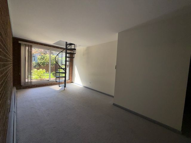 950 Washington Boulevard 109, Oak Park, IL 60302