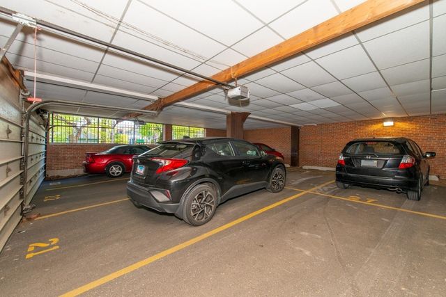 950 Washington Boulevard 109, Oak Park, IL 60302