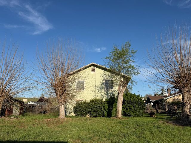 3942 E Marcus Avenue, Friant, CA 93626