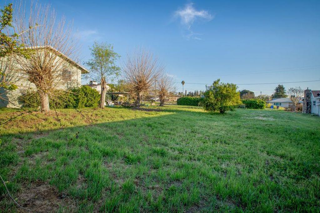 Image 25 of property listing at 3942 E Marcus Avenue, Friant, CA 93626
