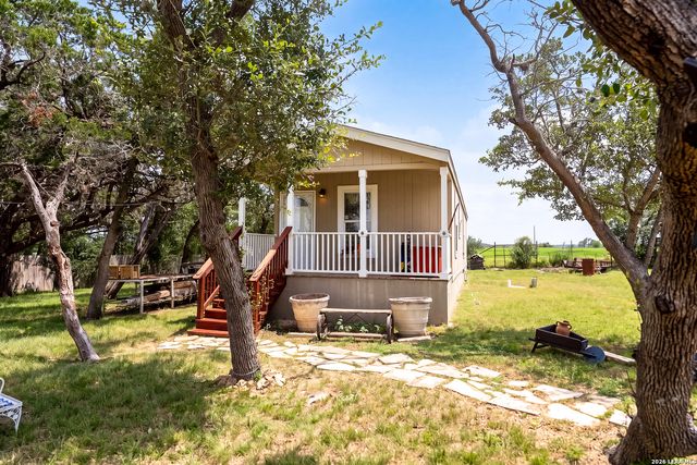 1448 PRIVATE ROAD 1518, Bandera, TX 78003