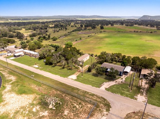 1448 PRIVATE ROAD 1518, Bandera, TX 78003